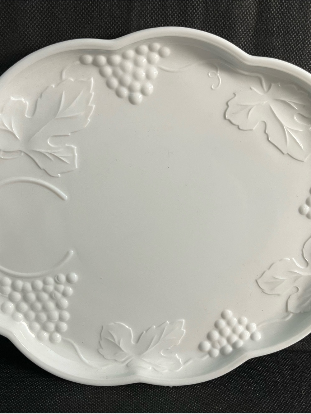Indiana Glass Colony Harvest Grape Snack Plate